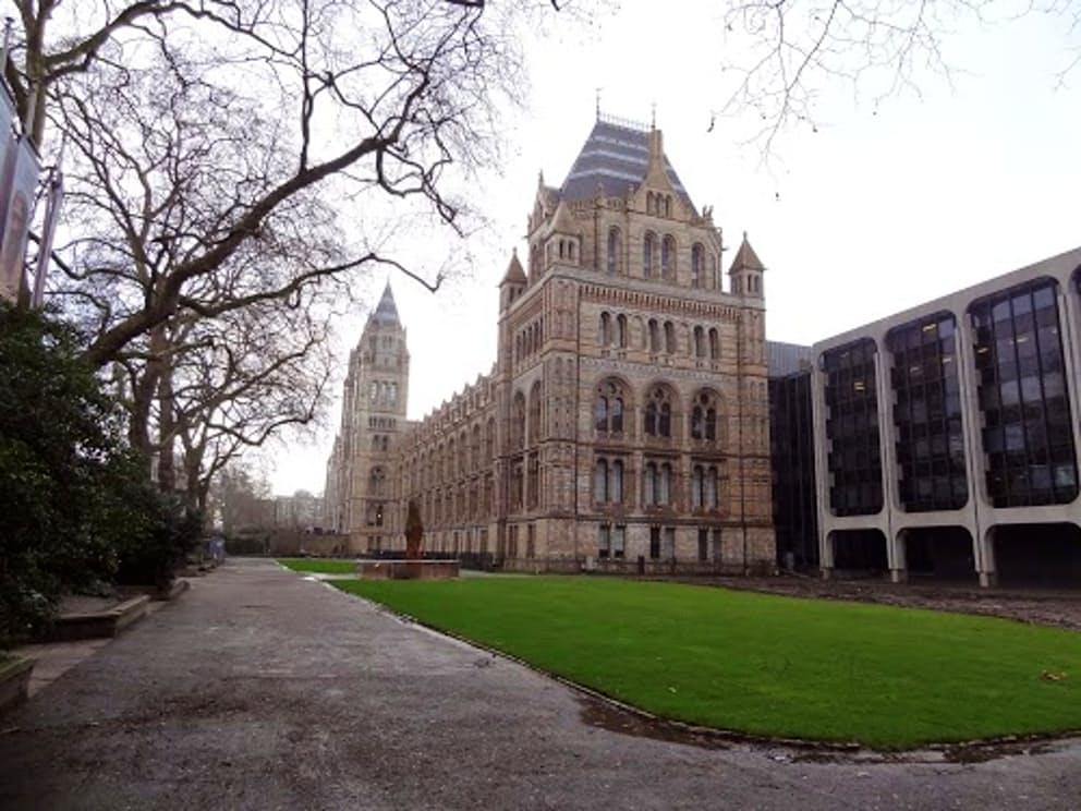 The New London Carlton Hotel Exterior photo